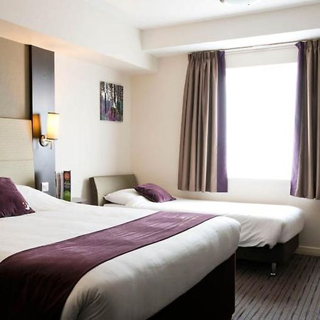 Premier Inn Merthyr Tydfil Extérieur photo